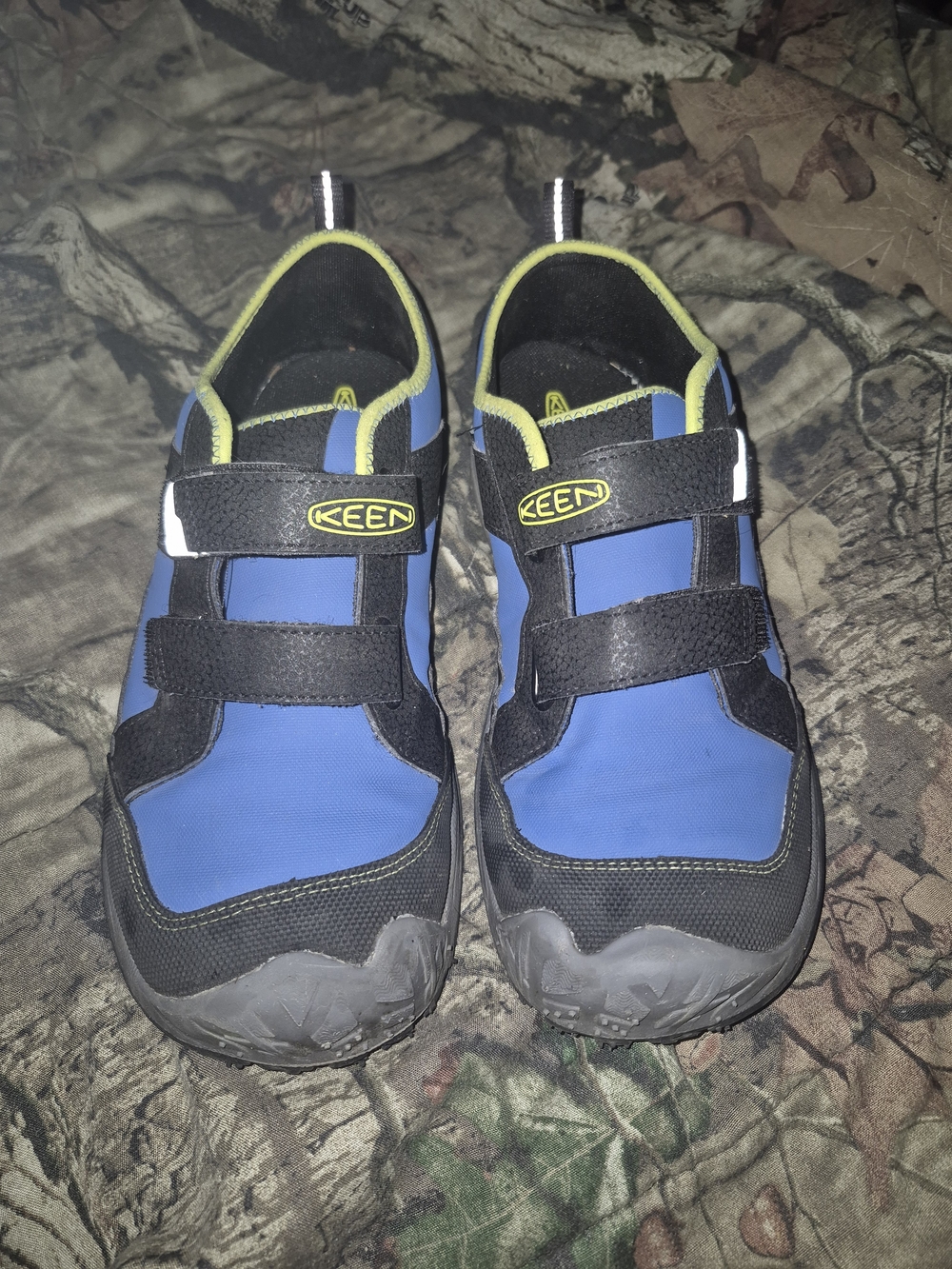 Keen Kids Blue and Black Velcro Outdoor Sneakers with Lime Trim